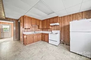 43 Boyden St, Badin, NC 28009 - Photo 12