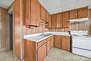 43 Boyden St, Badin, NC 28009 - Photo 14