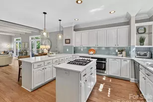 3520 Providence Plantation Ln, Charlotte, NC 28270 - Photo 12