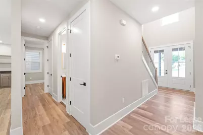 3905 Plainview Road, Charlotte, NC 28208 - Photo 18