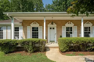 303 Tree Haven Blvd, Hendersonville, NC 28791 - Photo 4