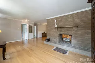 303 Tree Haven Blvd, Hendersonville, NC 28791 - Photo 8
