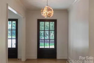 1220 Biltmore Dr, Charlotte, NC 28207 - Photo 4