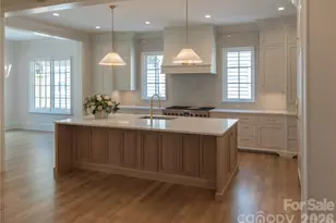 1220 Biltmore Dr, Charlotte, NC 28207 - Photo 6