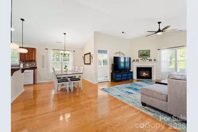 196 Snowy Egret Way, Hendersonville, NC 28792 - Photo 6