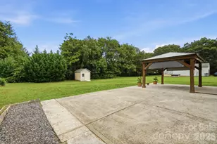 3717 Margaret Wallace Rd, Matthews, NC 28105 - Photo 32