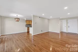 20407 Harborgate Ct, Cornelius, NC 28031 - Photo 10