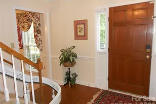 4002 Trehurst Ct, Charlotte, NC 28269 - Photo 6