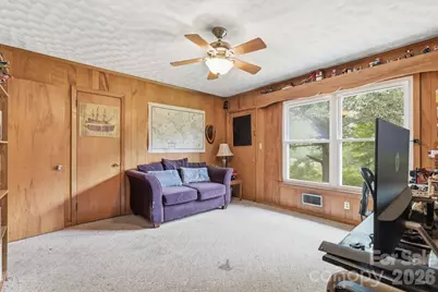 2613 26th Avenue NE, Hickory, NC 28601 - Photo 14