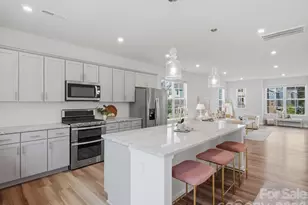 10126 Hemingway Pl, Charlotte, NC 28227 - Photo 12