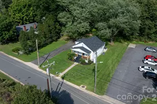 1320 14th St Dr NE, Hickory, NC 28601 - Photo 32