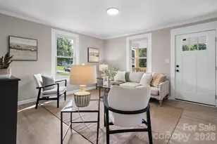 1320 14th St Dr NE, Hickory, NC 28601 - Photo 8