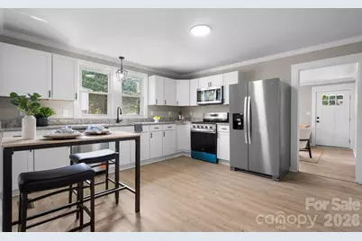1320 14th Street Drive NE, Hickory, NC 28601 - Photo 10