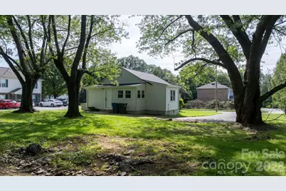 1320 14th Street Drive NE, Hickory, NC 28601 - Photo 22