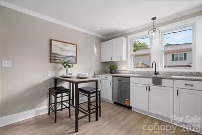 1320 14th Street Drive NE, Hickory, NC 28601 - Photo 12