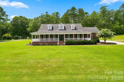 1134 Oakwood Drive, Chester, SC 29706 - Photo 1