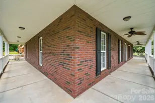 1134 Oakwood Dr, Chester, SC 29706 - Photo 34
