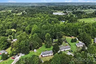 303 Hardin Cir, Grover, NC 28073 - Photo 42