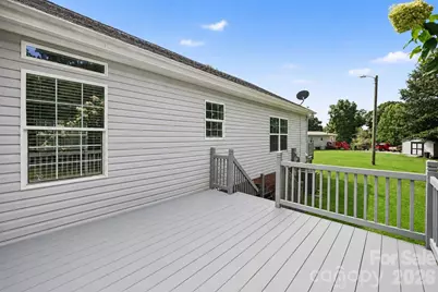 303 Hardin Circle, Grover, NC 28073 - Photo 32