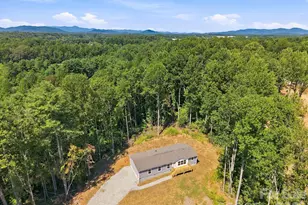 93 Foxcroft Ln, Flat Rock, NC 28792 - Photo 4