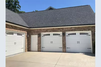 135 Blossom Hill Road, Lincolnton, NC 28092 - Photo 2
