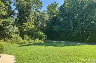 135 Blossom Hill Rd, Lincolnton, NC 28092 - Photo 4