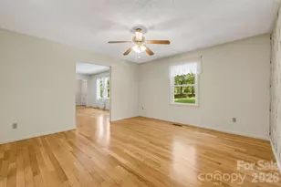 11 E Ridgeway Dr, Weaverville, NC 28787 - Photo 6