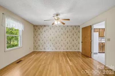 11 E Ridgeway Drive, Weaverville, NC 28787 - Photo 8