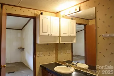 24 Karis Lane, Clyde, NC 28721 - Photo 12