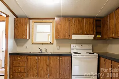 24 Karis Lane, Clyde, NC 28721 - Photo 8