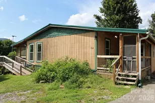 24 Karis Ln, Clyde, NC 28721 - Photo 1