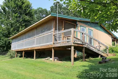 24 Karis Lane, Clyde, NC 28721 - Photo 2