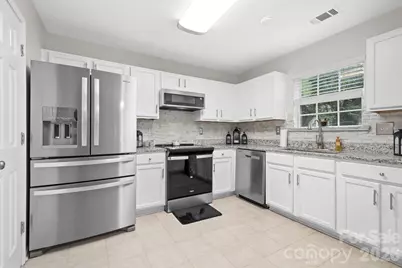 19300 Kanawha Drive, Cornelius, NC 28031 - Photo 10