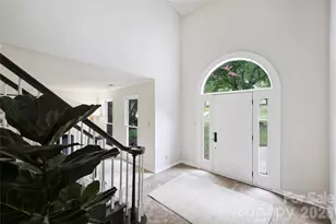 7224 Canyon Dr, Charlotte, NC 28262 - Photo 2
