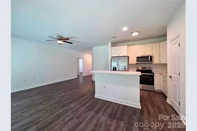 1121 Cleveland Avenue, Gastonia, NC 28052 - Photo 4