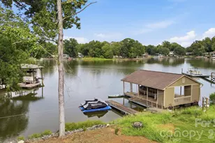 1920 Marlin Dr, Lake Wylie, SC 29710 - Photo 8