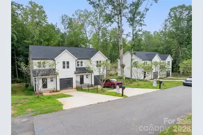 2961 Hughey Drive, Newton, NC 28658 - Photo 2