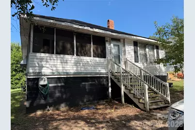 77 Franklin Street, Wadesboro, NC 28170 - Photo 2
