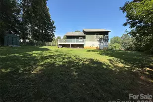 3695 Commanche Ct, Lenoir, NC 28645 - Photo 16