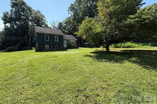 3695 Commanche Ct, Lenoir, NC 28645 - Photo 2