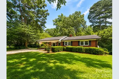109 Holly Drive, Mount Holly, NC 28120 - Photo 2