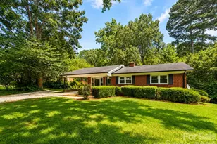 109 Holly Dr, Mount Holly, NC 28120 - Photo 2