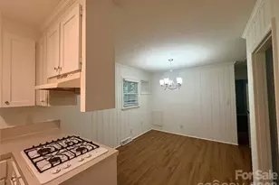 109 Holly Dr, Mount Holly, NC 28120 - Photo 10
