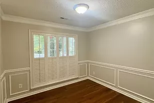 5517 Brook Falls Ct, Charlotte, NC 28269 - Photo 12