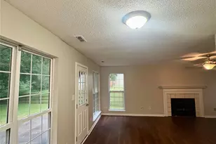 5517 Brook Falls Ct, Charlotte, NC 28269 - Photo 14