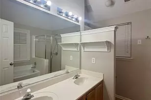 5517 Brook Falls Ct, Charlotte, NC 28269 - Photo 26