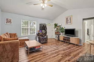 1209 S Juniper St, Kannapolis, NC 28081 - Photo 4