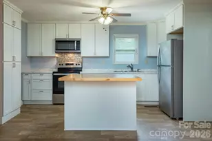 18 Hookers Gap Rd, Candler, NC 28715 - Photo 4