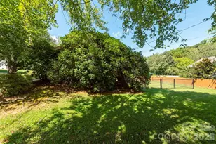 18 Hookers Gap Rd, Candler, NC 28715 - Photo 24