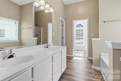 9611 Worley Drive, Charlotte, NC 28215 - Photo 10